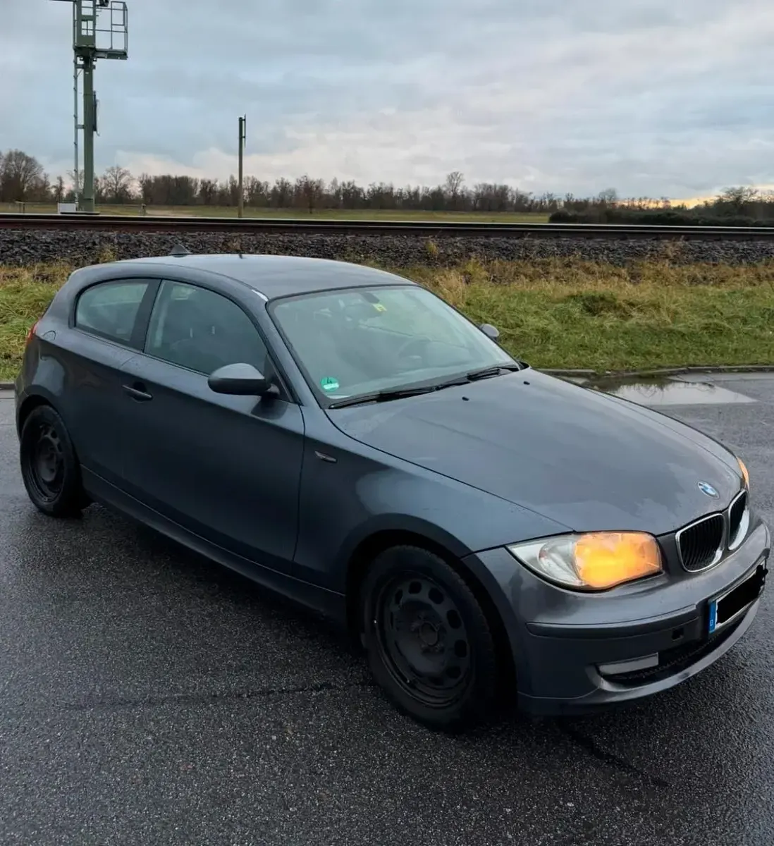 Gebraucht BMW 118 143 PS (105 kW) 2008 Silber Kleinwagen