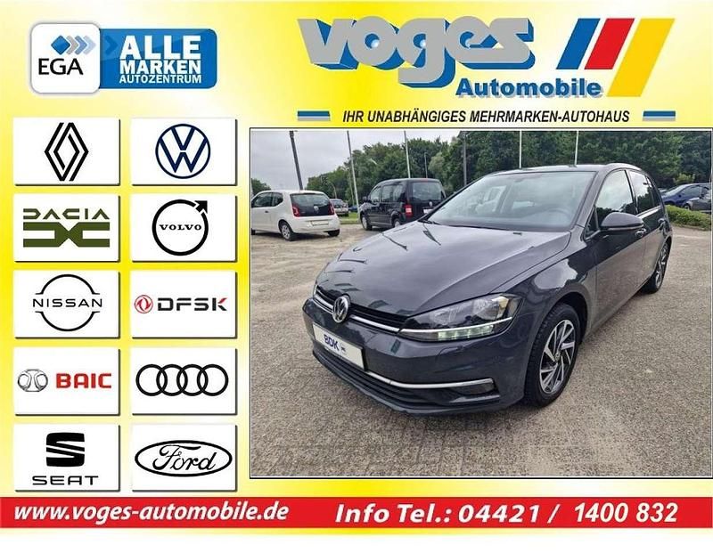 Urano gray Gebraucht 2018 VW Golf VII Sound Limousine | 14.900 € (Fairer Preis) - Bild 1/4