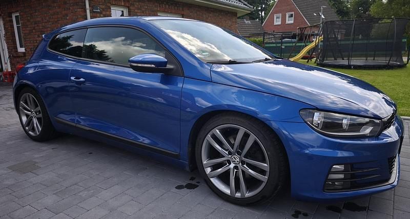 Używany VW Scirocco 180 KM (132 kW) 2014 Niebieski Coupe