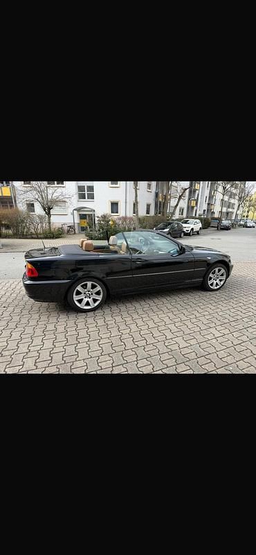 Gebraucht BMW 318 Cabriolet 143 PS (105 kW) 2004 Schwarz Cabrio