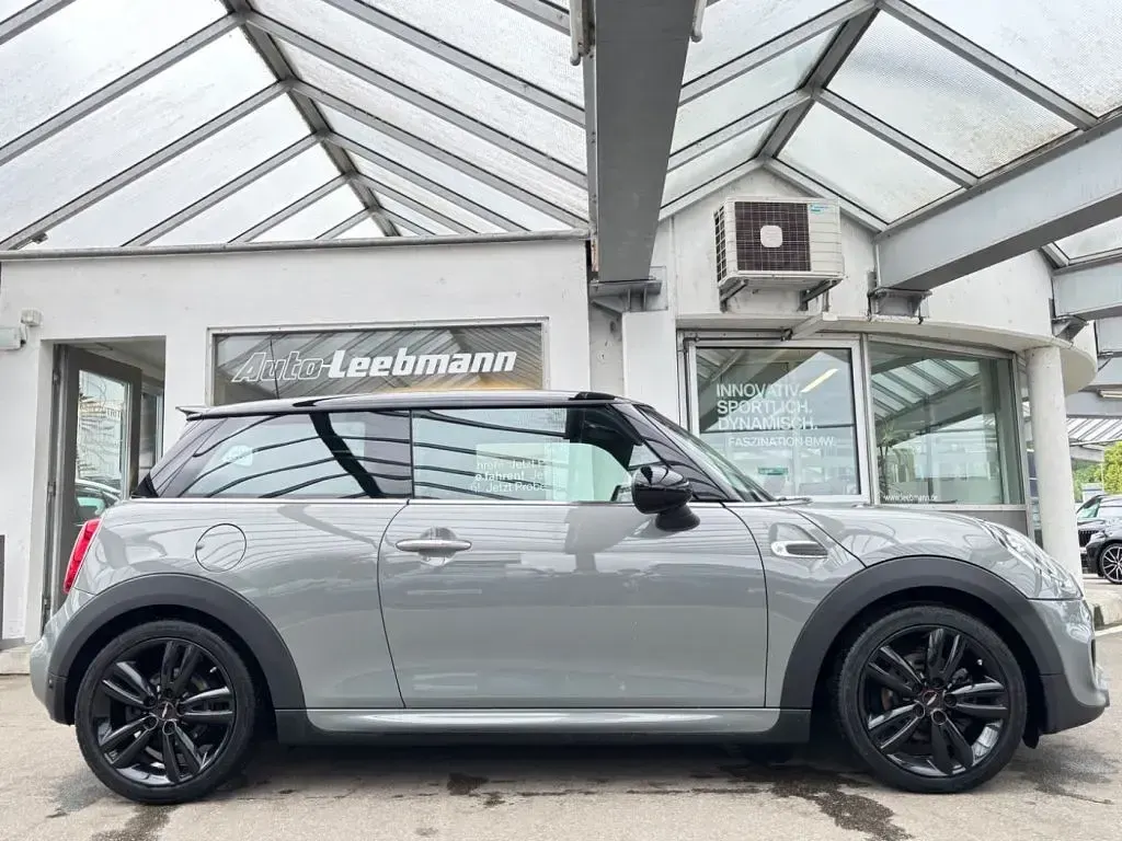 Gebraucht Mini Cooper 136 PS (100 kW) 2019 Grau Kleinwagen