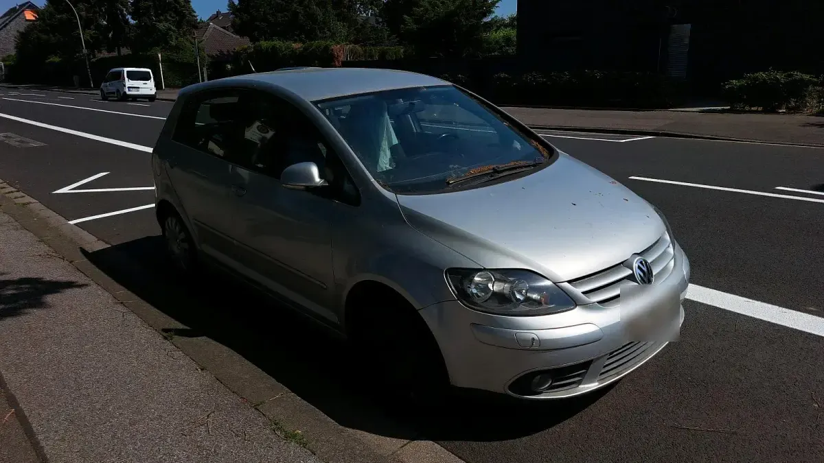 Gebraucht VW Golf V 105 PS (77 kW) 2007 Silber Limousine