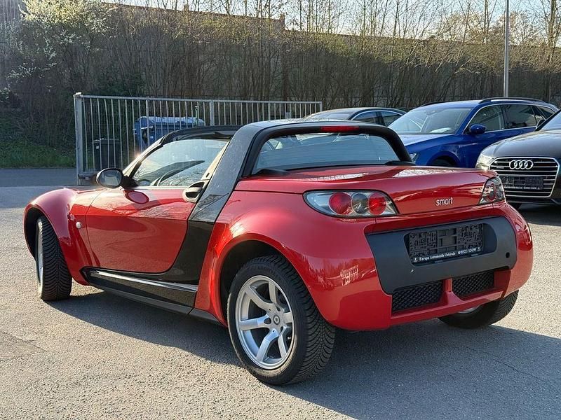 Gebraucht Smart Roadster 61 PS (44 kW) 2006 Schwarz Cabrio