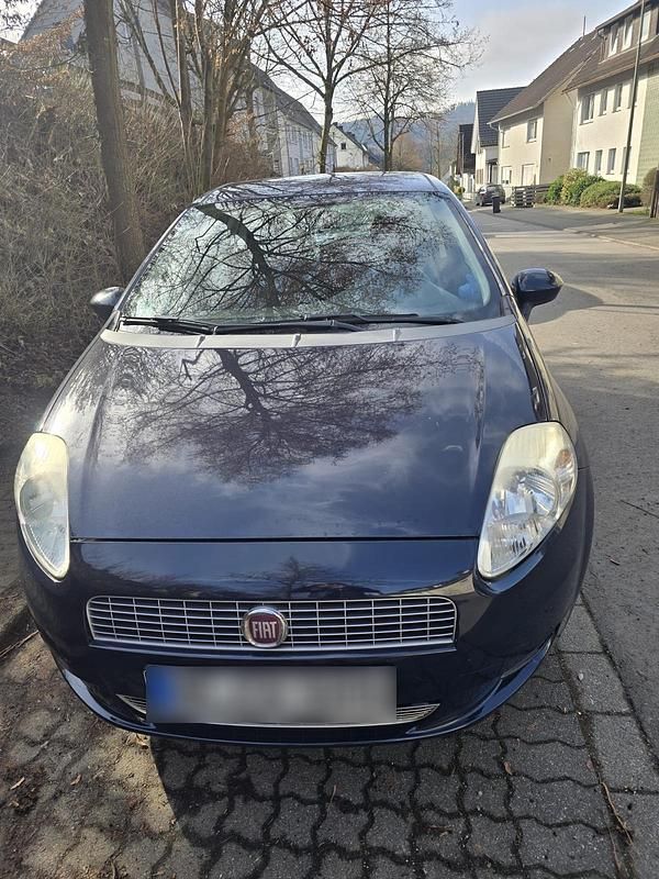 Gebraucht Fiat Punto 65 PS (47 kW) 2009 Blau Kleinwagen