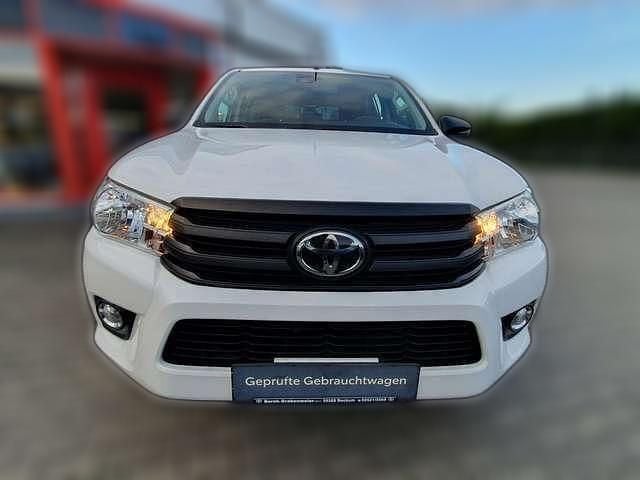 Weiß Gebraucht 2020 Toyota HiLux Abholung | 39.360 € - Bild 1/1