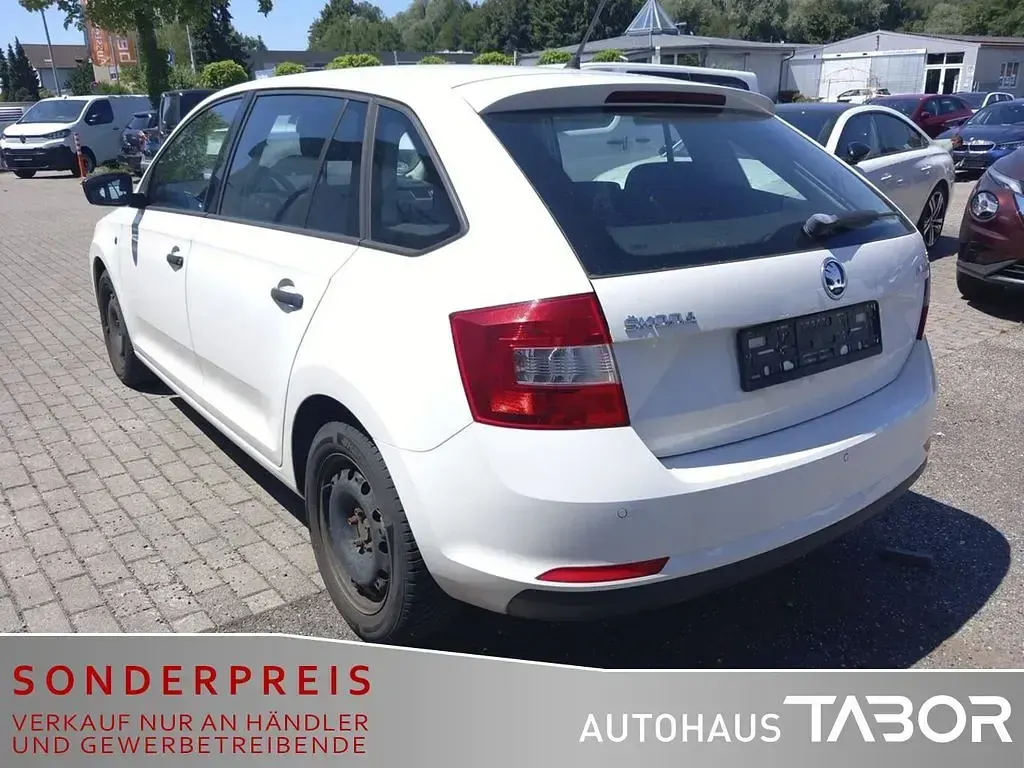 Gebraucht Skoda Rapid 86 PS (63 kW) 2015 Weiß Kleinwagen