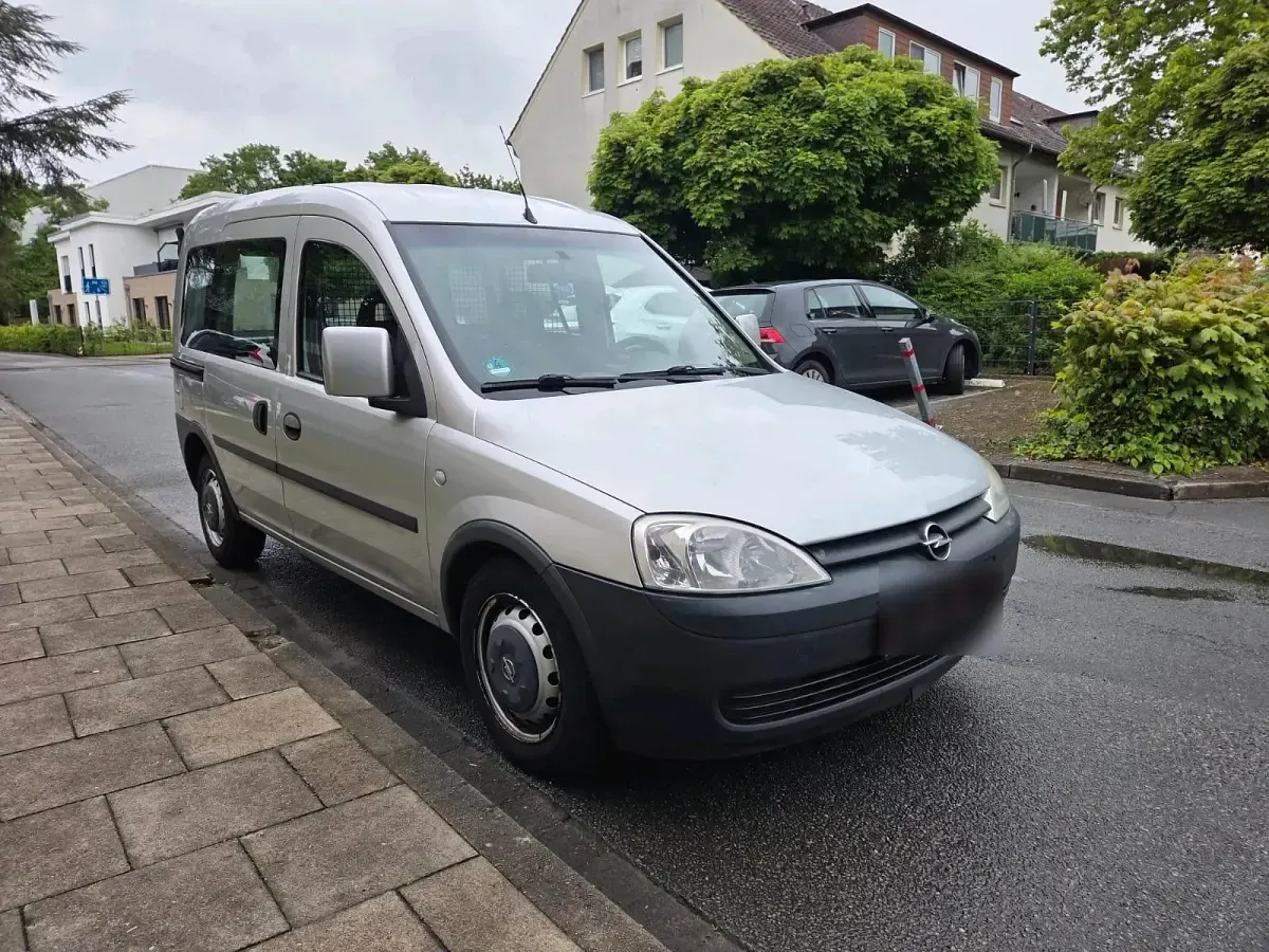 Gebraucht Opel Combo 75 PS (55 kW) 2011 Grau Van / Kleinbus