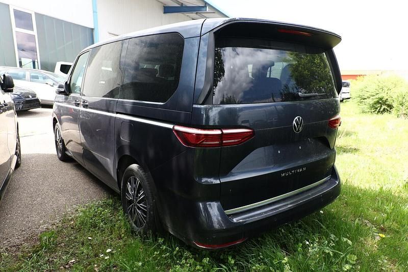 Nuova VW T7 Style 150 CV (110 kW) 2026 Blu Furgone