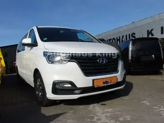 Gebraucht Hyundai H-1 Premium 170 PS (125 kW) 2020 Weiß Van / Kleinbus
