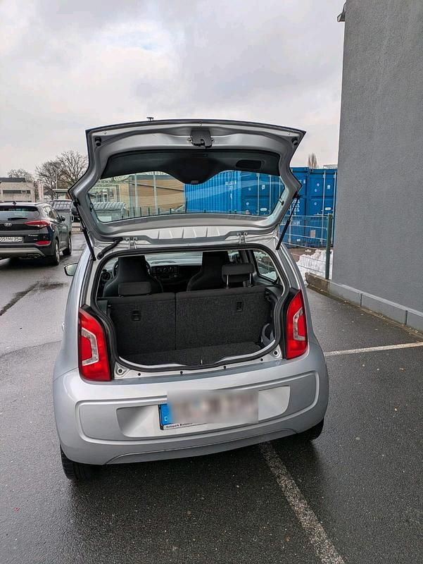Gebraucht VW up! 60 PS (44 kW) 2013 Silber Kleinwagen