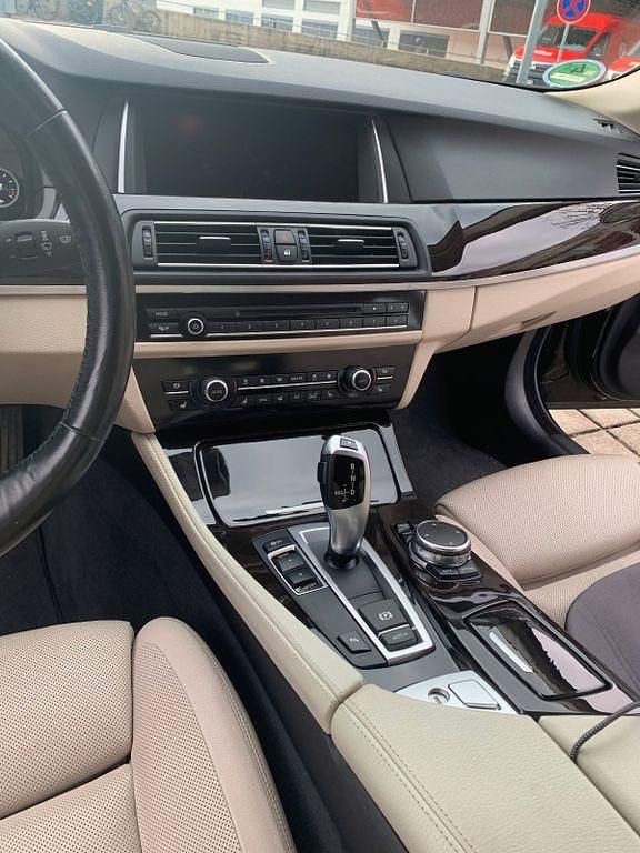 Gebraucht BMW 530 Comfort Edition 258 PS (189 kW) 2016 Schwarz Kombi
