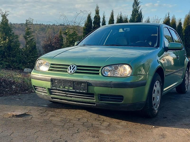 Gebraucht VW Golf IV 101 PS (74 kW) 1998 Grün Kleinwagen