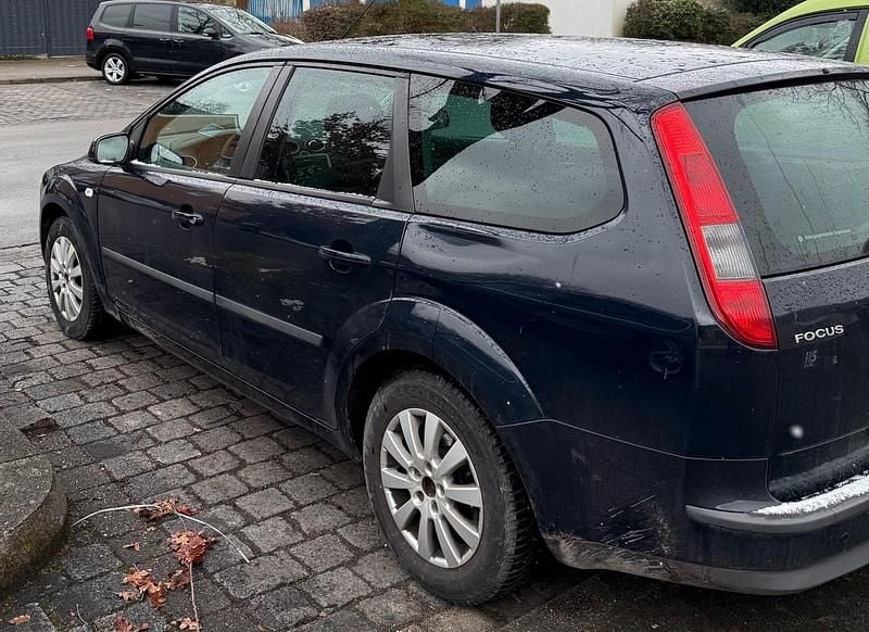 Gebraucht Ford Focus 116 PS (85 kW) 2007 Blau Kombi