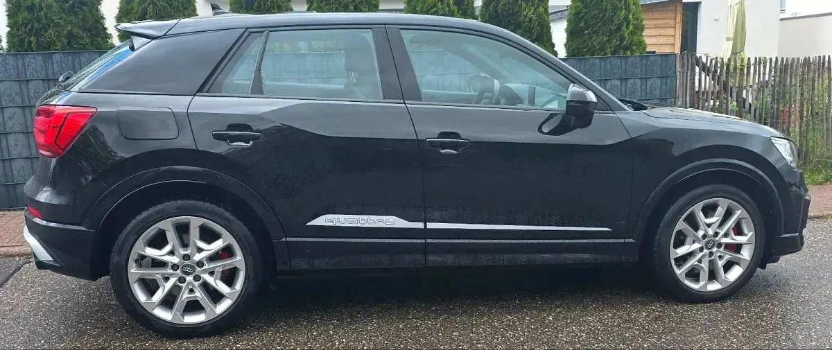 Gebraucht Audi SQ2 Sport 300 PS (220 kW) 2019 Schwarz SUV