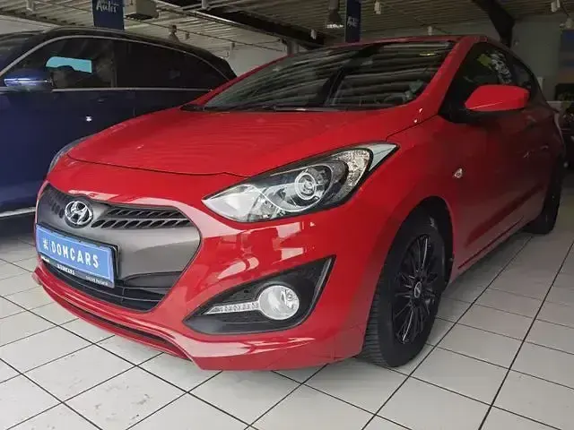 Gebraucht Hyundai i30 Edition 99 PS (72 kW) 2013 Andere Coupé