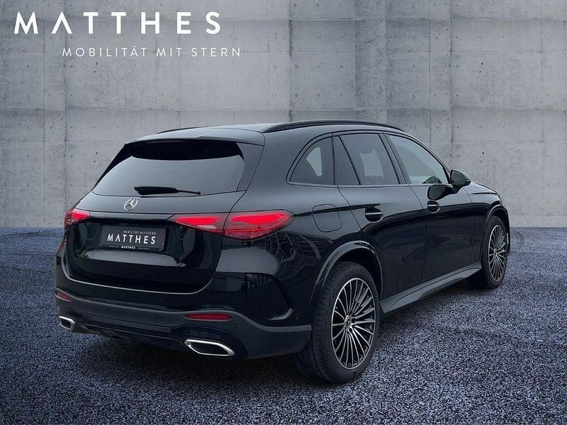 Gebraucht Mercedes GLC220 AMG 197 PS (144 kW) 2025 Schwarz SUV