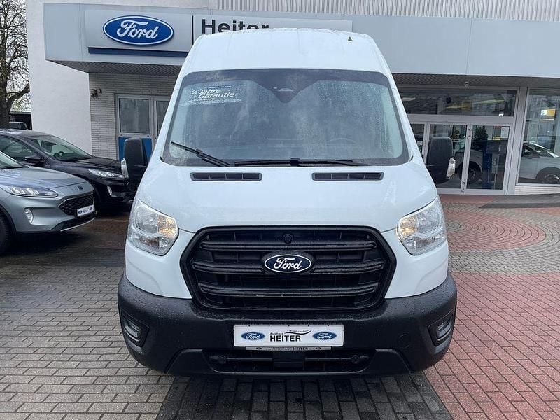 Używany Ford Transit Trend 131 KM (96 kW) 2025 Biały Sedan/Limuzyna