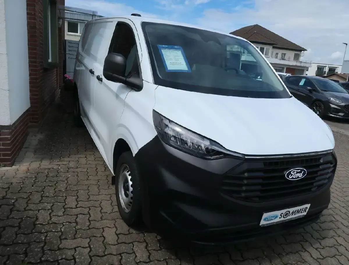 Gebraucht Ford Transit Custom 110 PS (80 kW) 2024 Frostweiß Van / Kleinbus