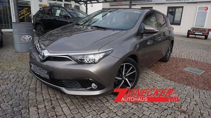 Gebraucht 2017 Toyota Auris Edition-S Limousine | 10.990 € (Fairer Preis) - Bild 1/4