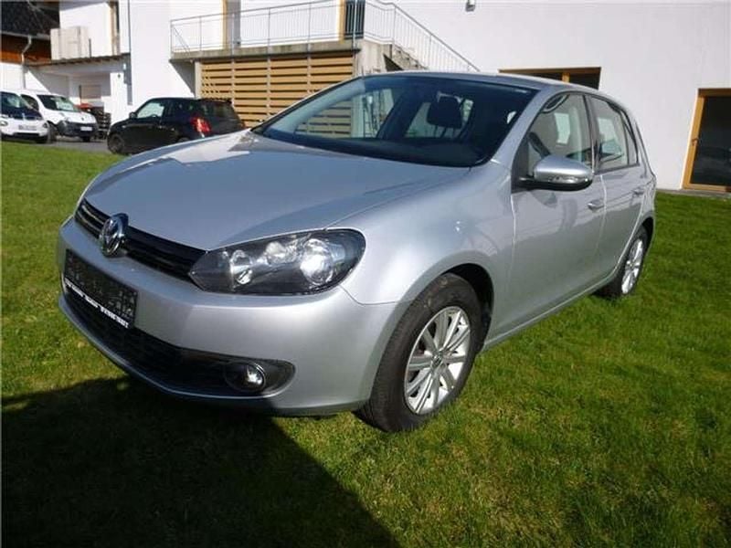 Gebraucht VW Golf VI 122 PS (89 kW) 2012 Silber Kleinwagen