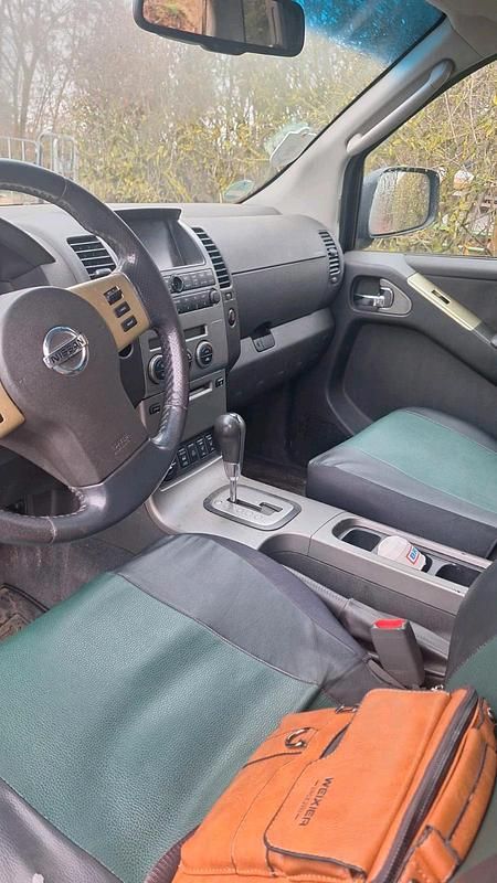 Gebraucht Nissan Pathfinder 171 PS (125 kW) 2009 Schwarz SUV