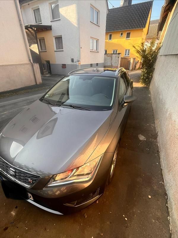 Gebraucht Seat Leon 150 PS (110 kW) 2016 Grau Kombi
