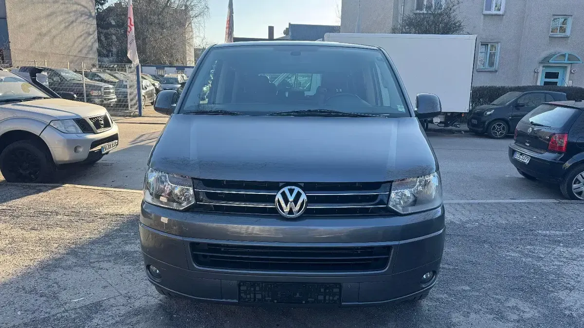 Gebraucht VW Transporter Match 179 PS (131 kW) 2012 Grau Van