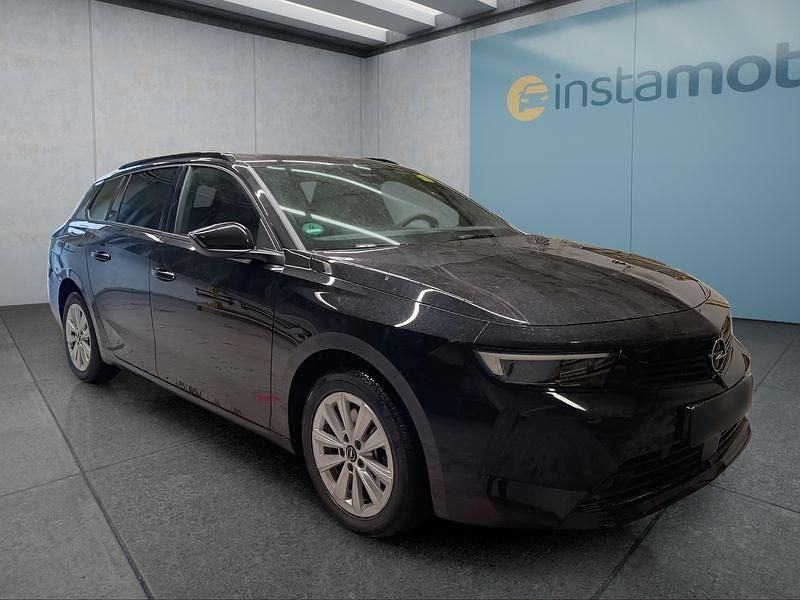 Neu Opel Astra 131 PS (96 kW) 2025 Schwarz Kombi