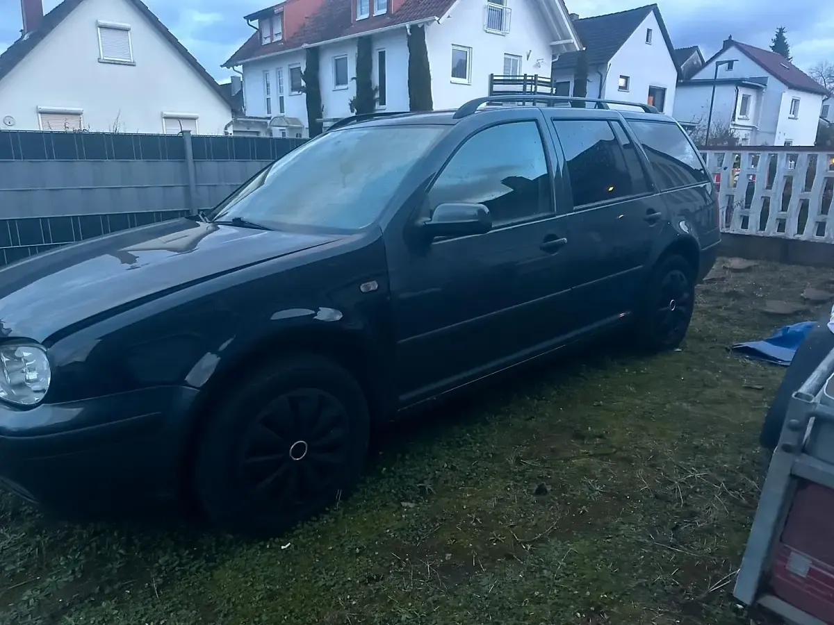 Gebraucht VW Golf IV 115 PS (84 kW) 2000 Blau Kombi
