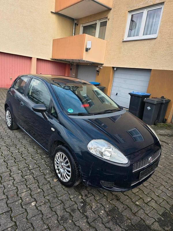 Schwarz Gebraucht 2009 Fiat Grande Punto Active Kleinwagen | 1.400 € (Guter Preis) - Bild 1/4