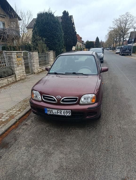 Gebraucht Nissan Micra 60 PS (44 kW) 2000 Rot Kleinwagen