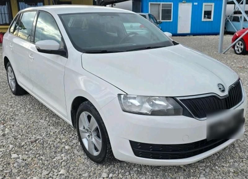 Gebraucht Skoda Rapid 95 PS (69 kW) 2018 Weiß Kleinwagen