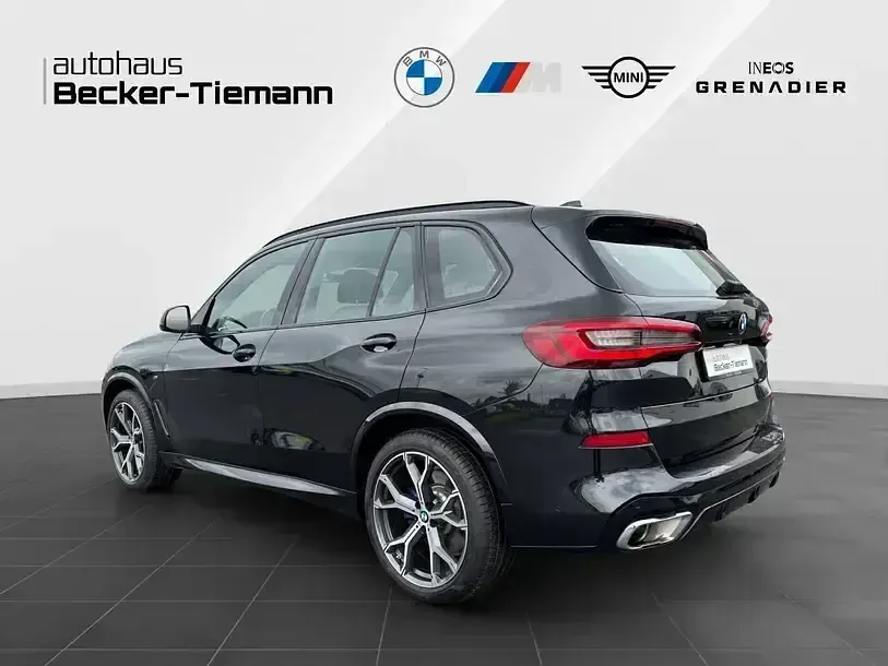 Gebraucht BMW X5 M Sport 340 PS (250 kW) 2022 Saphirschwarz SUV