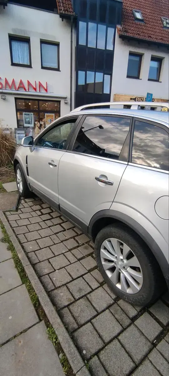 Second-hand Opel Antara 185 CP (136 kW) 2013 Argintiu SUV