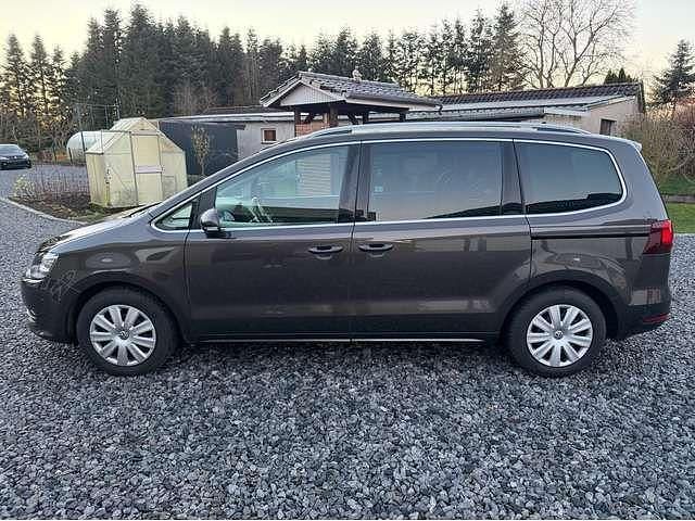 Gebraucht VW Sharan Highline 184 PS (135 kW) 2015 Black oak brown metallic Van / Kleinbus