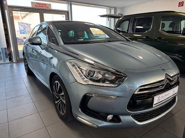 Gebraucht Citroën DS5 So Chic 111 PS (81 kW) 2012 Blau Kleinwagen