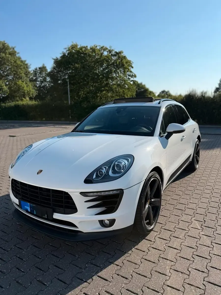 Gebraucht Porsche Macan 258 PS (189 kW) 2017 Weiß SUV