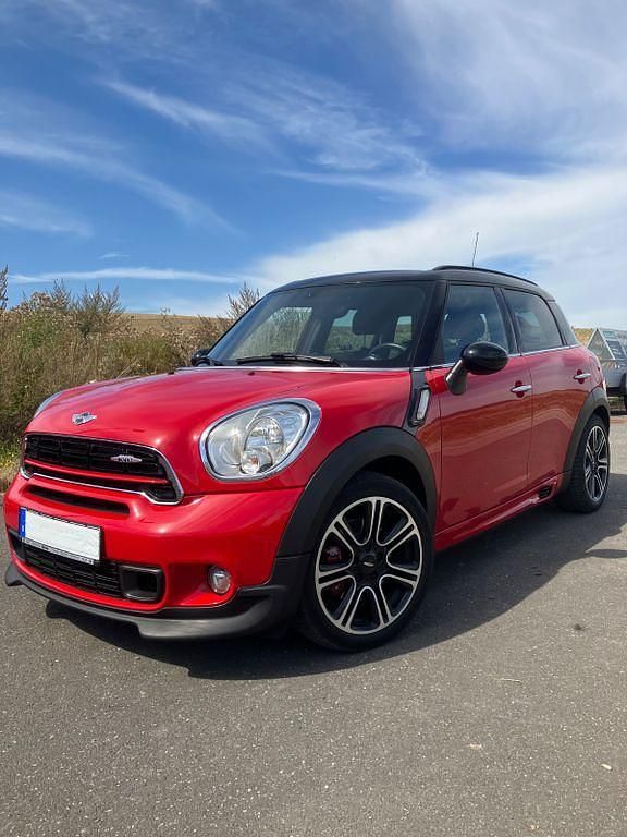 Rot Gebraucht 2015 Mini John Cooper Works Countryman SUV | 13.700 € (Guter Preis) - Bild 1/4