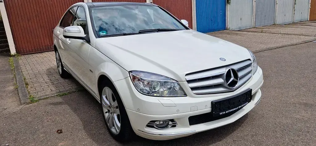 Gebraucht Mercedes C280 231 PS (169 kW) 2007 Weiß Limousine