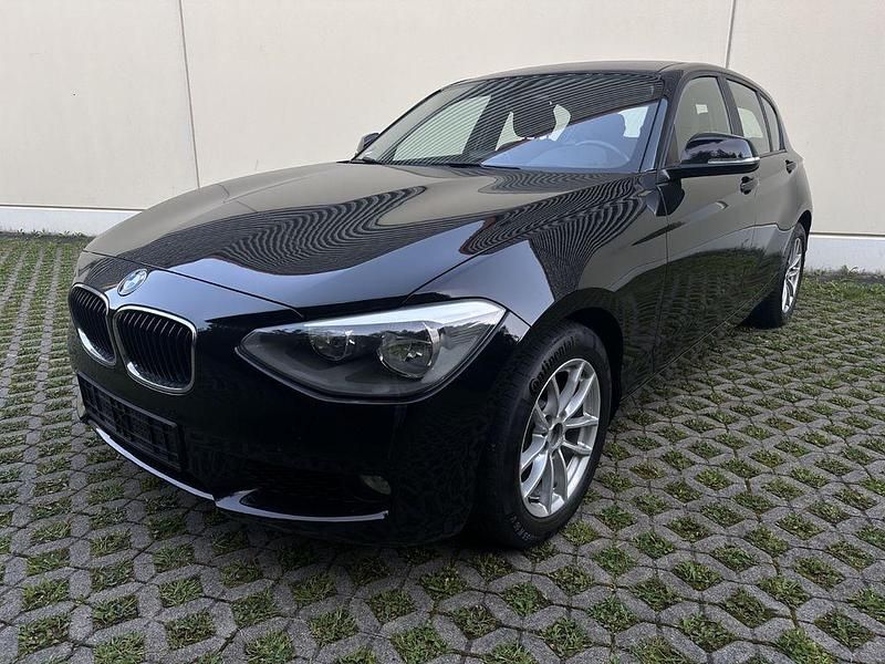 Schwarz Gebraucht 2014 BMW 116 Advantage Kleinwagen | 7.990 € (Fairer Preis) - Bild 1/4