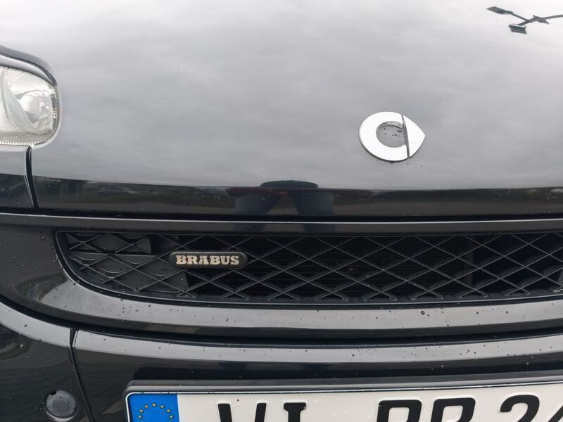 Schwarz Gebraucht 2009 Smart ForTwo Cabrio Brabus Cabrio | 5.900 € (Superpreis) - Bild 1/4