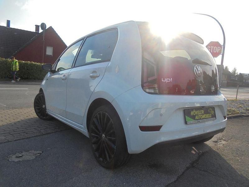 Gebraucht VW up! R-line 65 PS (47 kW) 2021 Weiß Kleinwagen