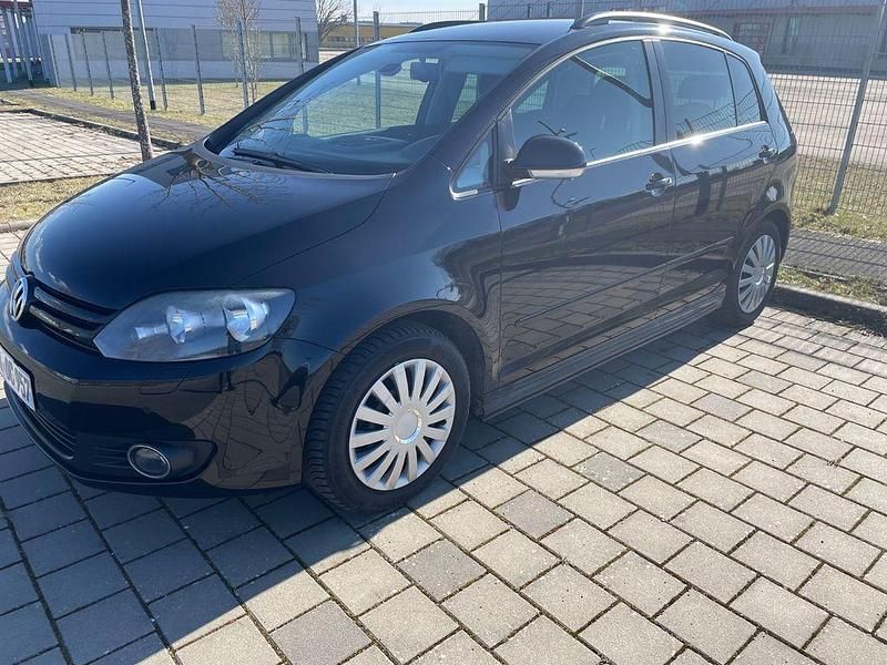 Gebraucht VW Golf Plus Cross 102 PS (75 kW) 2010 Schwarz Van / Kleinbus