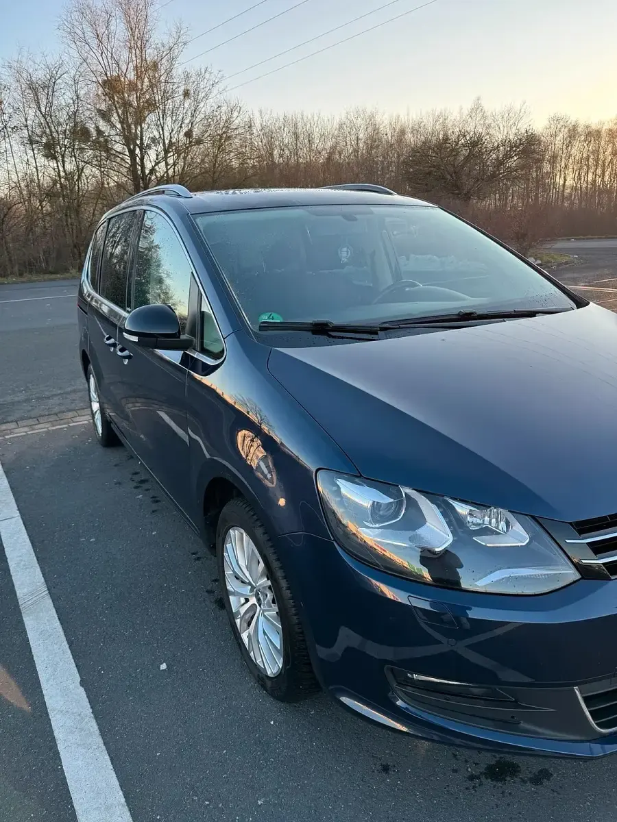Gebraucht VW Sharan 140 PS (102 kW) 2012 Blau Van / Kleinbus