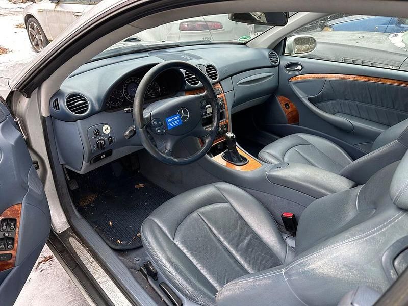 Gebraucht Mercedes CLK200 Avantgarde 163 PS (119 kW) 2003 Silber Coupé