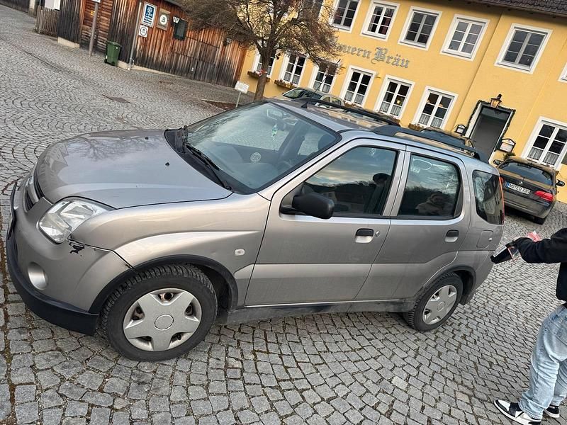 Gebraucht Suzuki Ignis 2004 Braun SUV