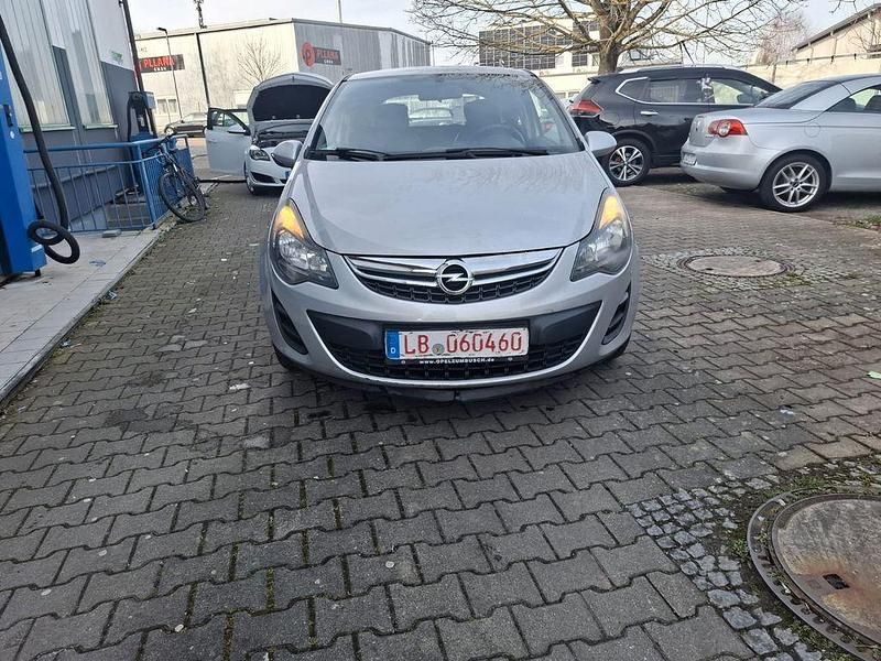 Gebraucht Opel Corsa Energy 69 PS (50 kW) 2014 Silber Kleinwagen