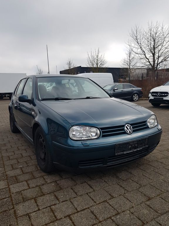 Grün Gebraucht 2003 VW Golf IV Limousine | 1.550 € (Guter Preis) - Bild 1/4