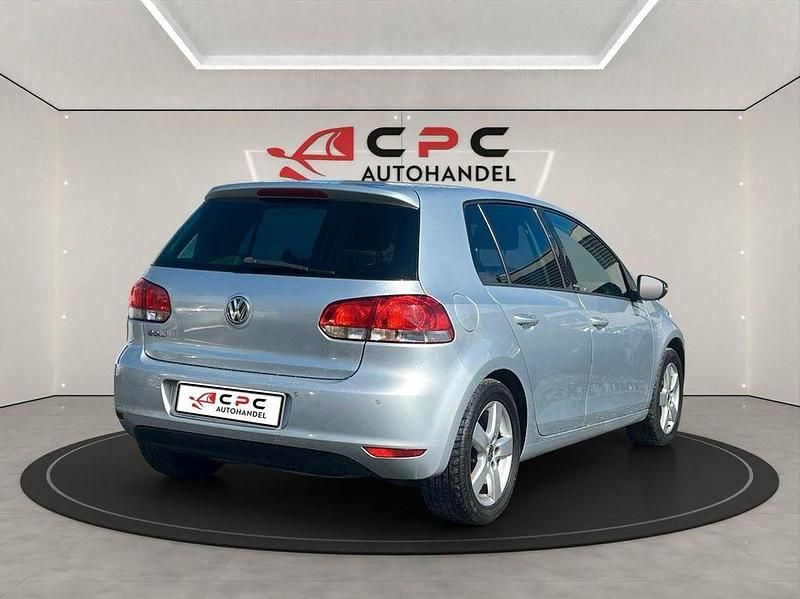 Gebraucht VW Golf VI Style 80 PS (58 kW) 2011 Silber Kleinwagen