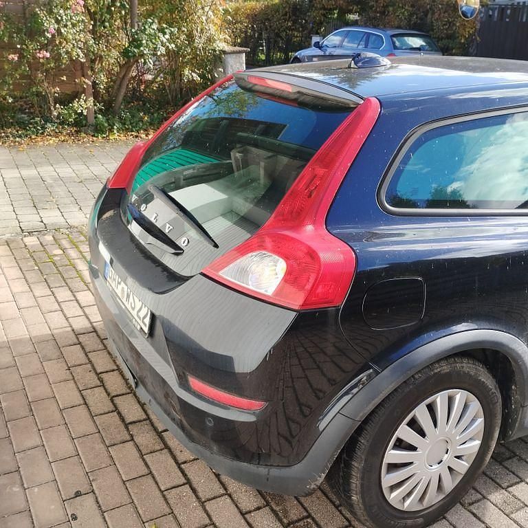 Gebraucht Volvo C30 Kinetic 114 PS (83 kW) 2011 Schwarz Kleinwagen